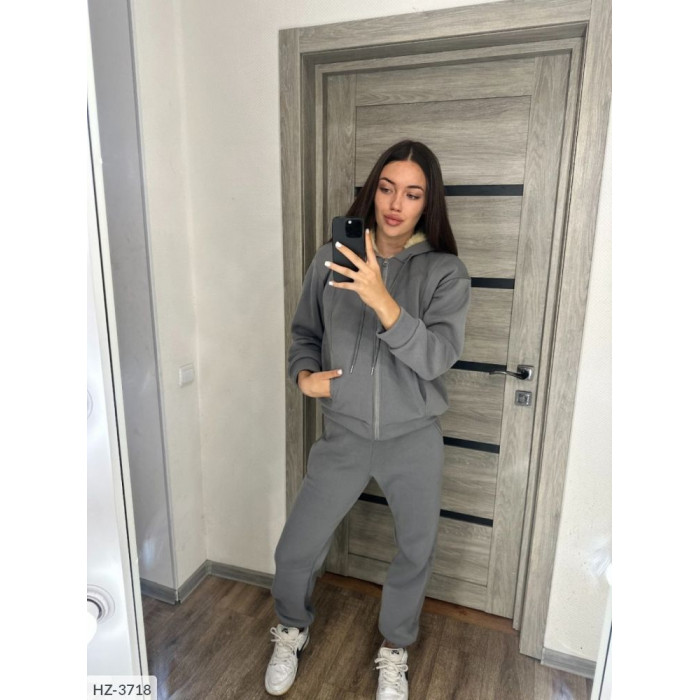 Костюм HZ-3718 — жіночий костюм від Odessa Moda