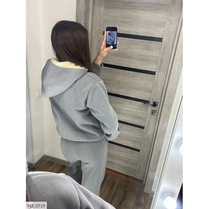 Костюм HZ-3719 — жіночий костюм від Odessa Moda