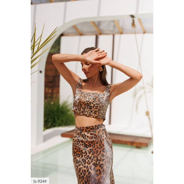 Топ IL-9249 — жіноча футболка від Odessa Moda