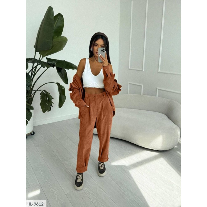 Костюм IL-9612 — жіночий костюм від Odessa Moda