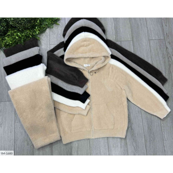 Костюм IM-1680 — жіночий костюм від Odessa Moda