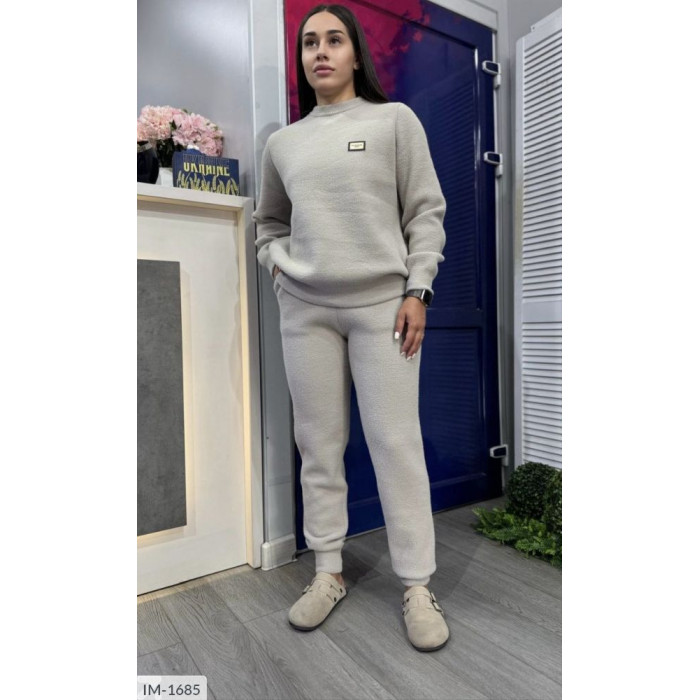 Костюм IM-1685 — жіночий костюм від Odessa Moda