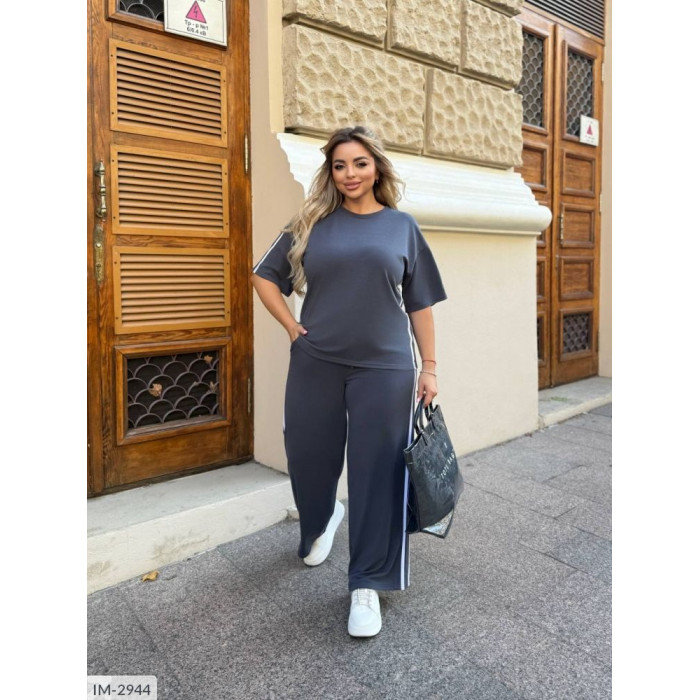 Костюм IM-2944 — жіночий костюм від Odessa Moda