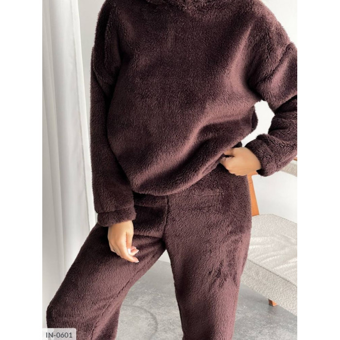 Костюм IN-0601 — жіночий костюм від Odessa Moda