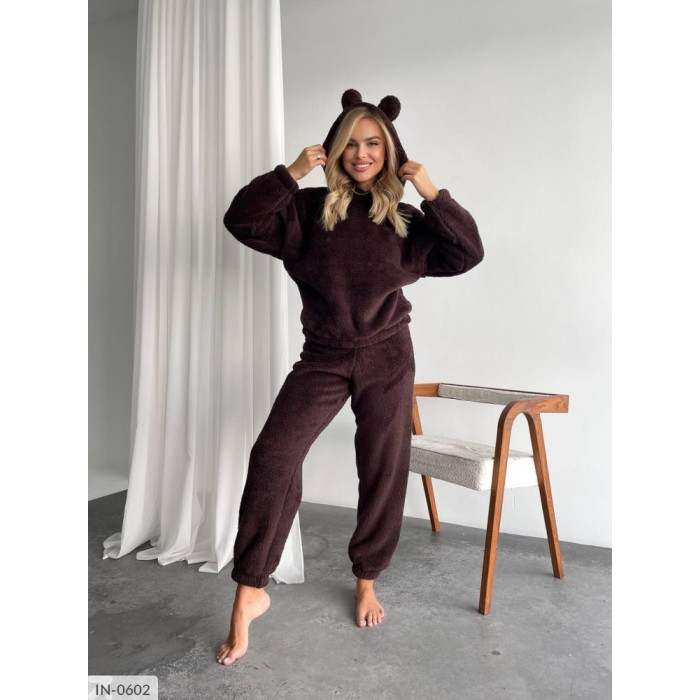 Костюм IN-0602 — жіночий костюм від Odessa Moda