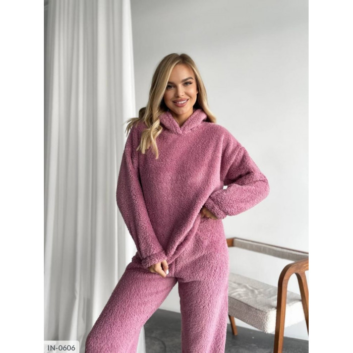 Костюм IN-0606 — жіночий костюм від Odessa Moda