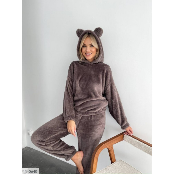 Костюм IN-0640 — жіночий костюм від Odessa Moda