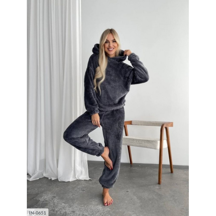 Костюм IN-0651 — жіночий костюм від Odessa Moda