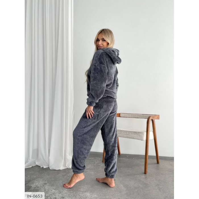 Костюм IN-0653 — жіночий костюм від Odessa Moda