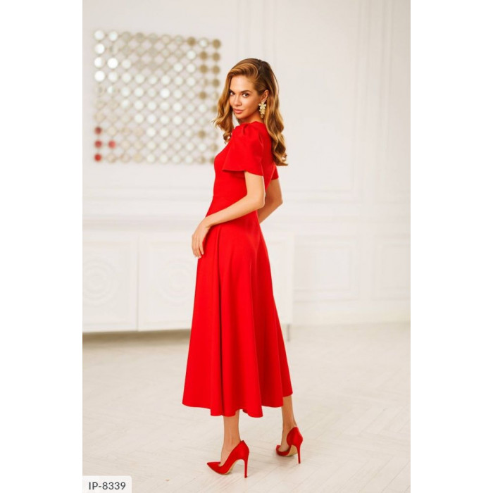 Модні тренди сезону IP-8339 — стильні сукні для сучасних жінок