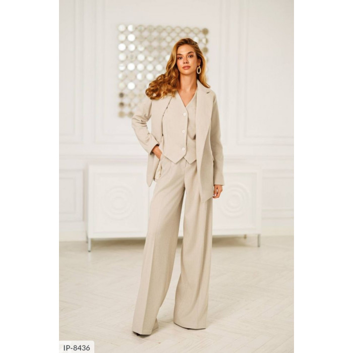 Жіночі костюми IP-8436 — новинки сезону