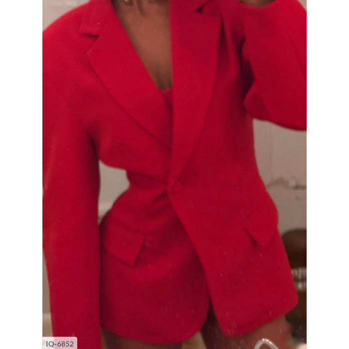 Піджаки IQ-6852 — практичність і мода