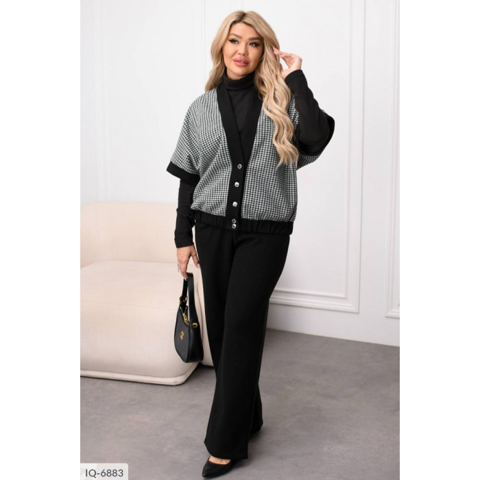 Модні костюми IQ-6883 — комфорт і краса