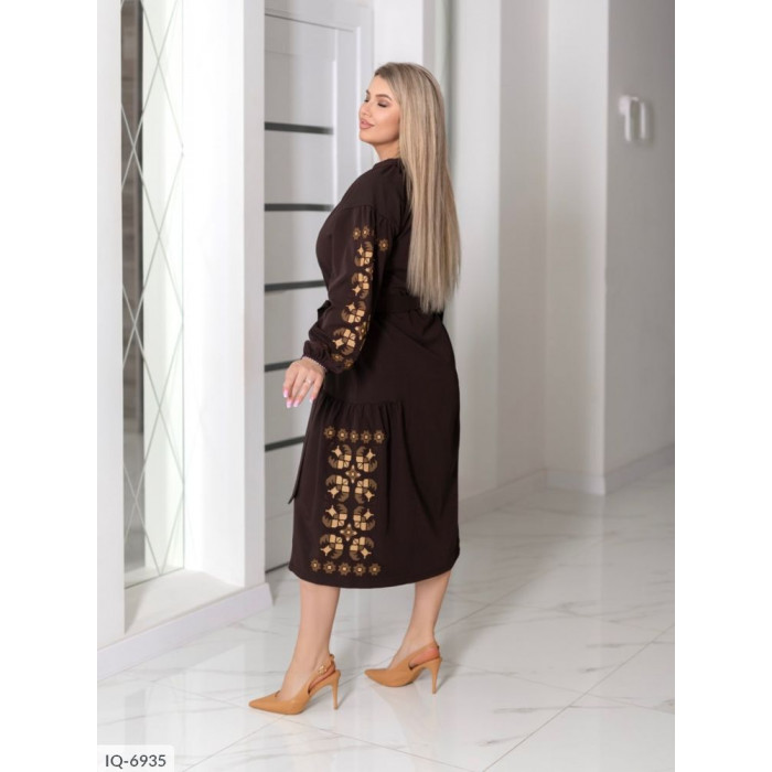 Сукні Plus Size IQ-6935 — краса без обмежень для кожної фігури