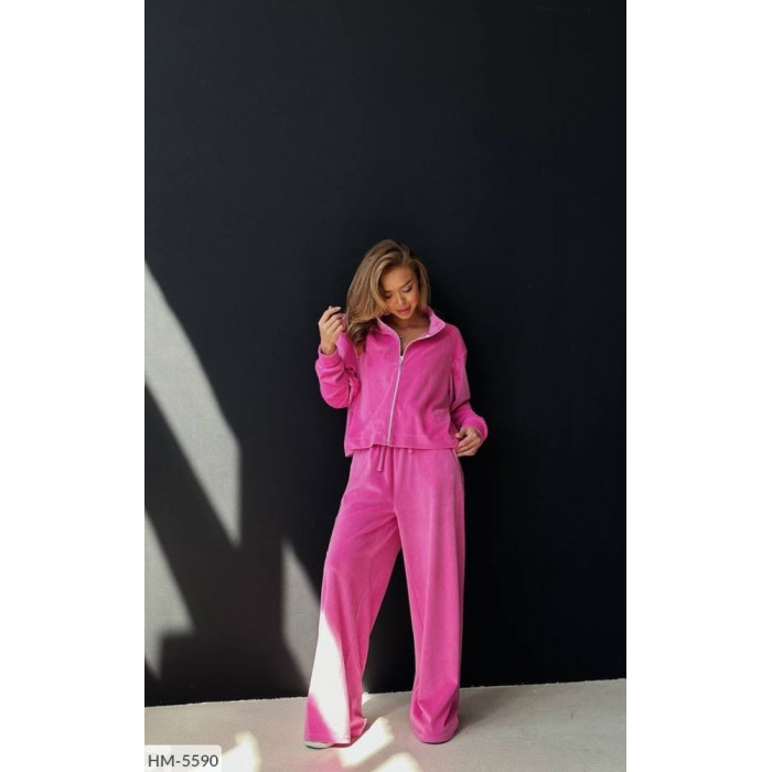 Стильні жіночі костюми HM-5590 — зручність і шарм