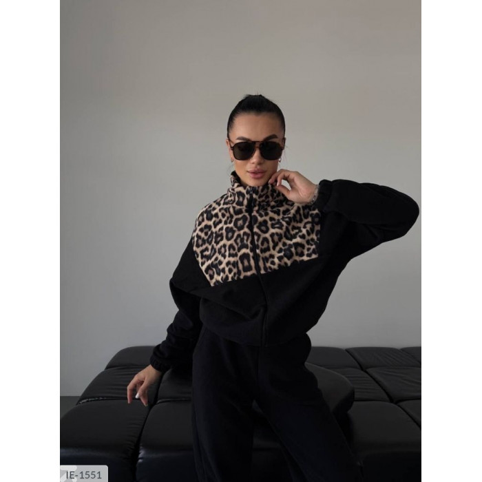 Жіночі костюми Odessa Moda IE-1551 — стиль і впевненість