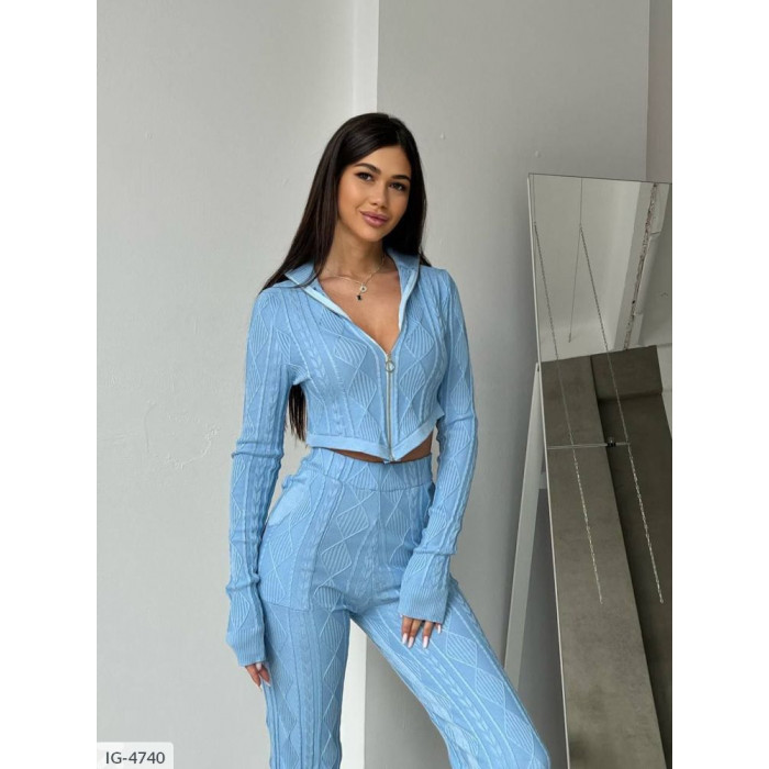 Модні образи IG-4740 — костюми для будь-якої події