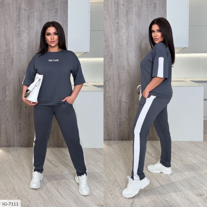 Модні костюми IG-7111 — легкість і впевненість у кожному русі