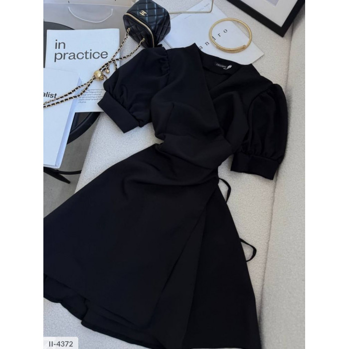 Елегантні сукні для сучасних жінок II-4372 — виглядай розкішно