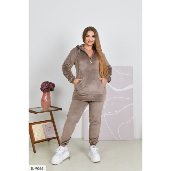 Костюми Plus Size IL-9066 — тренди для активних жінок