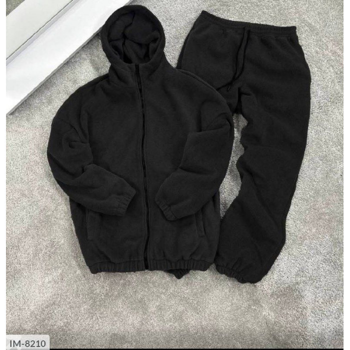 Модні чоловічі костюми IM-8210 — елегантність і стиль