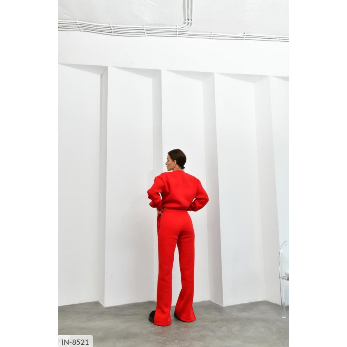 Стильні образи від Odessa Moda IN-8521 — костюми на кожен день