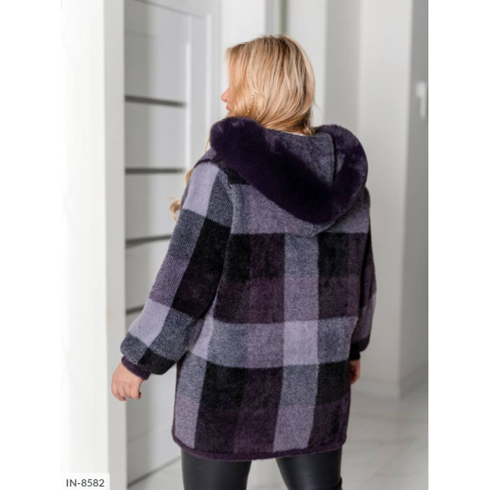 Модні куртки Plus Size IN-8582 — зручність і мода