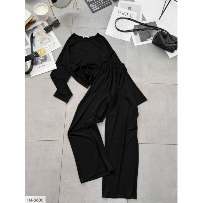 Жіночі костюми IN-8600 — сучасний дизайн і комфорт