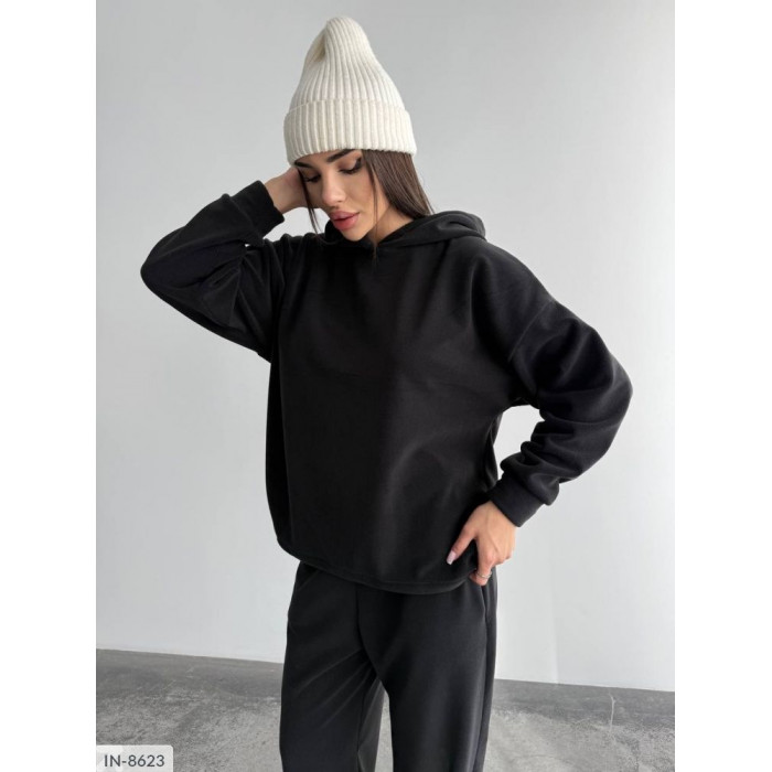 Стильні жіночі костюми IN-8623 — зручність і шарм