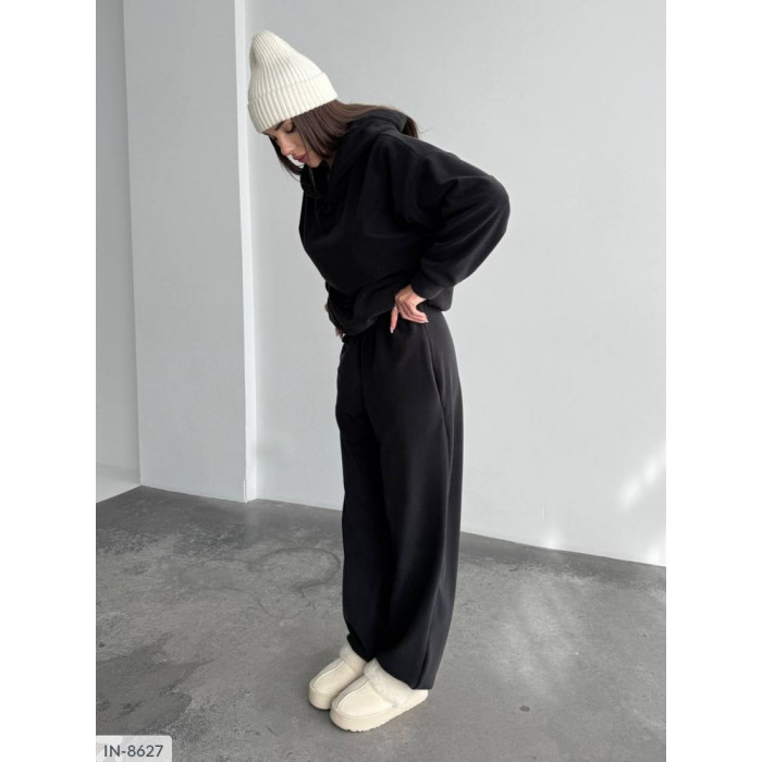 Жіночі прогулянкові костюми XL+ IN-8627 — тренди сезону