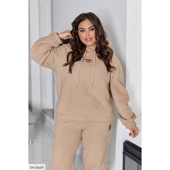 Костюми великого розміру IN-8669 — зручність і стиль