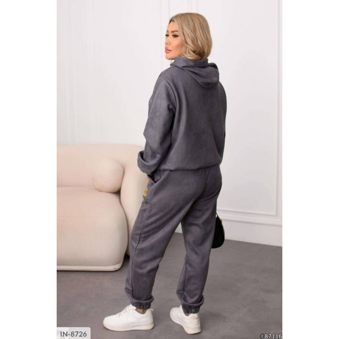 Костюми великого розміру IN-8726 — зручність і стиль