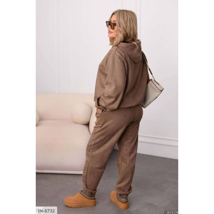 Костюми Plus Size IN-8732 — тренди для активних жінок
