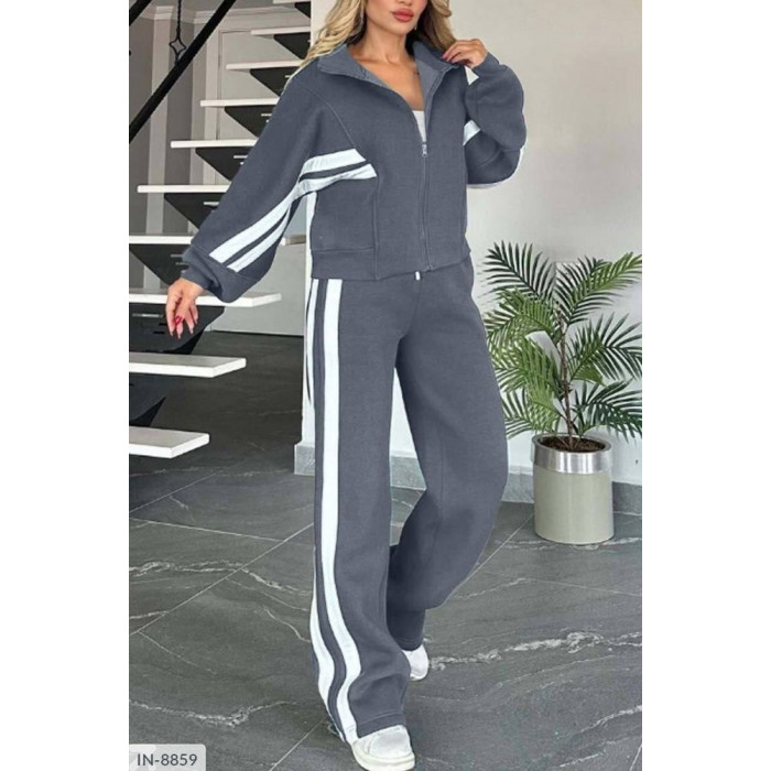 Костюми великого розміру IN-8859 — зручність і стиль