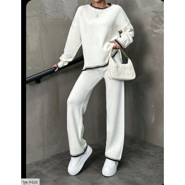 Жіночі костюми Odessa Moda IN-9428 — елегантність і зручність