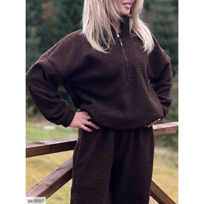 Прогулянкові костюми IN-9587 — зручність і сучасний дизайн