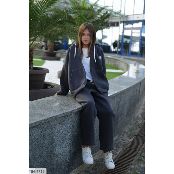 Дитячий одяг IN-9713 — практичність і зручність