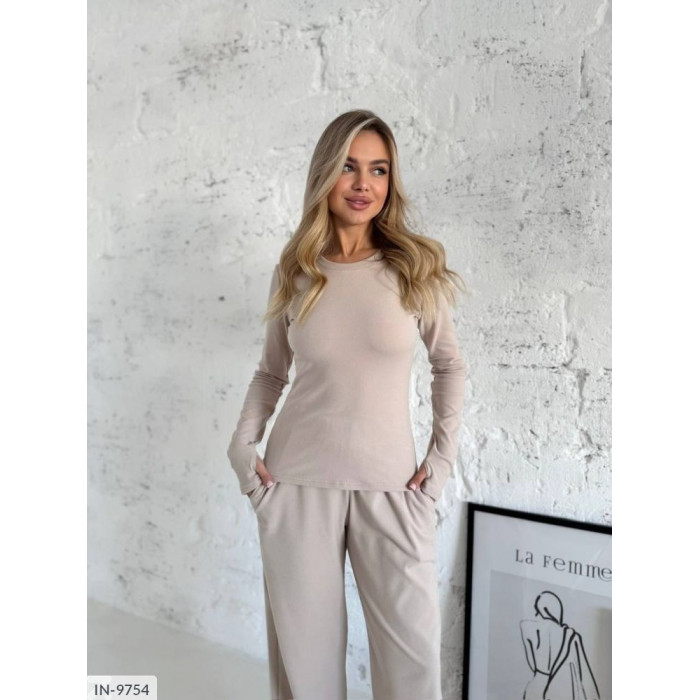 Прогулянкові костюми IN-9754 — комфорт і стиль кожного дня