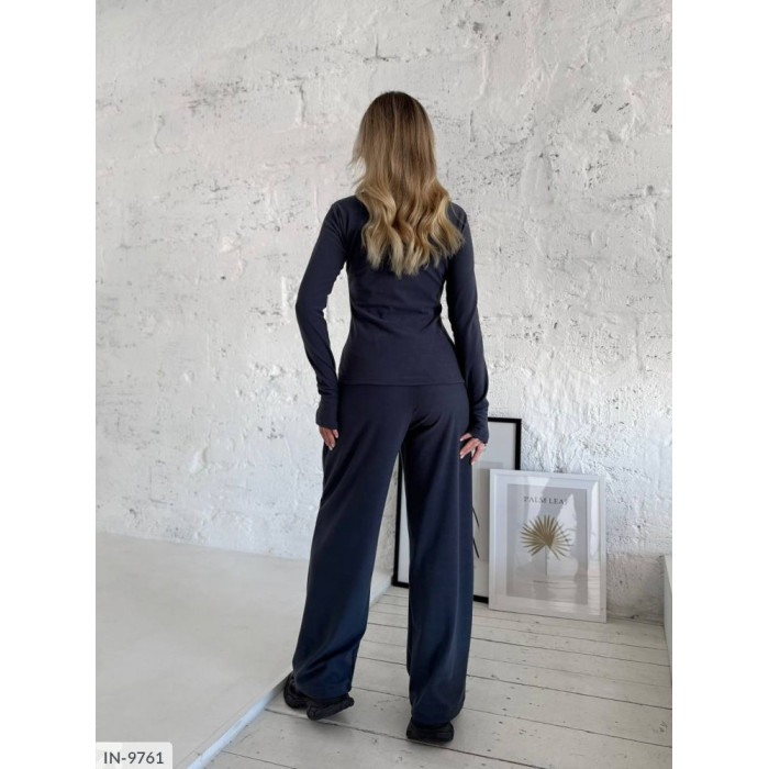 Модні костюми IN-9761 — створені для твого комфорту