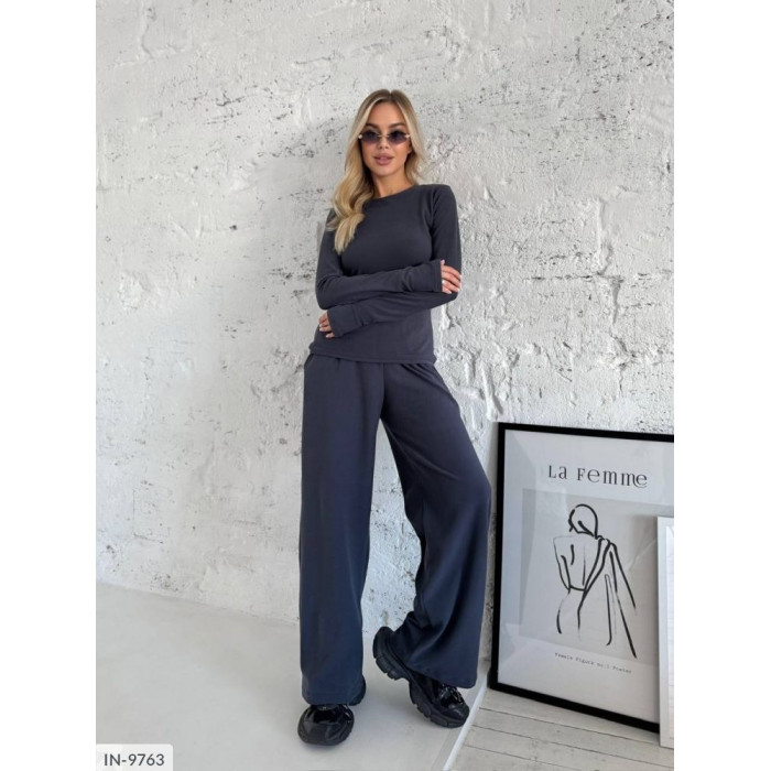 Модні костюми XL+ IN-9763 — гармонія стилю і практичності