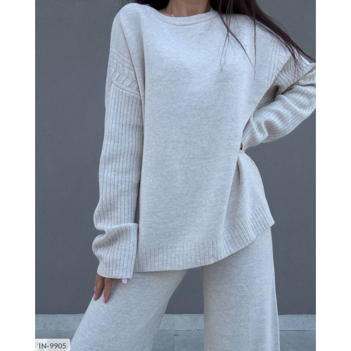 Жіночі костюми IN-9905 — новинки сезону