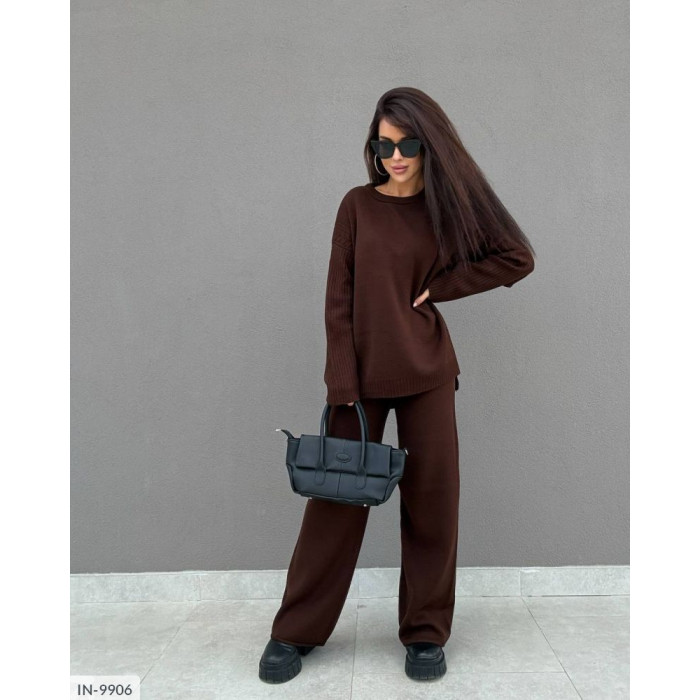 Модні образи IN-9906 — костюми для будь-якої події