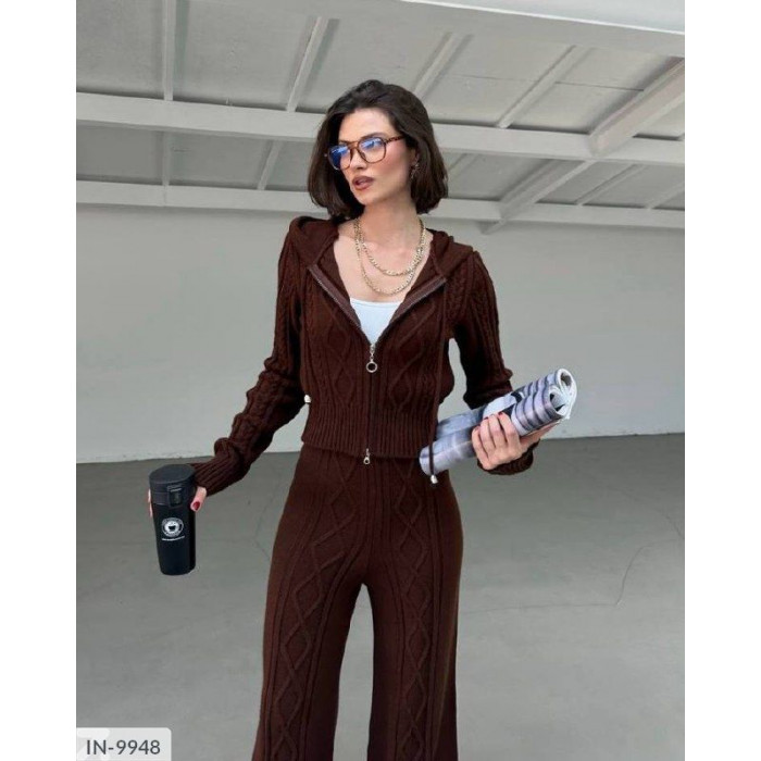 Прогулянкові костюми 2025 IN-9948 — будь у тренді