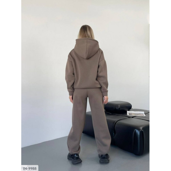 Одяг для спорту IN-9988 — комфорт, мода і свобода рухів