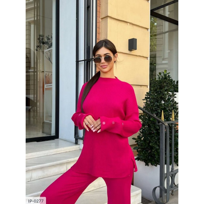 Жіночі костюми Odessa Moda IP-0277 — елегантність і зручність