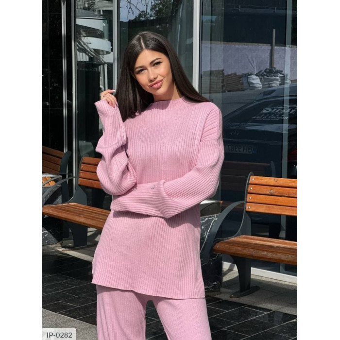 Костюми 2025 IP-0282 — трендові фасони