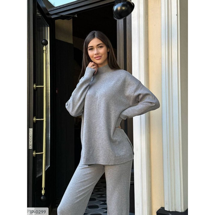 Костюми IP-0299 — практичність і мода