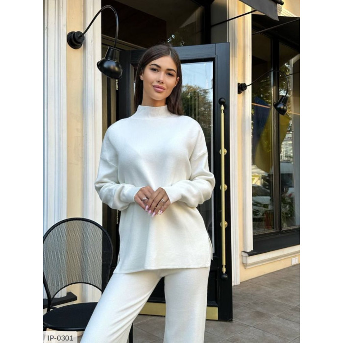 Жіночі костюми Odessa Moda IP-0301 — елегантність і зручність