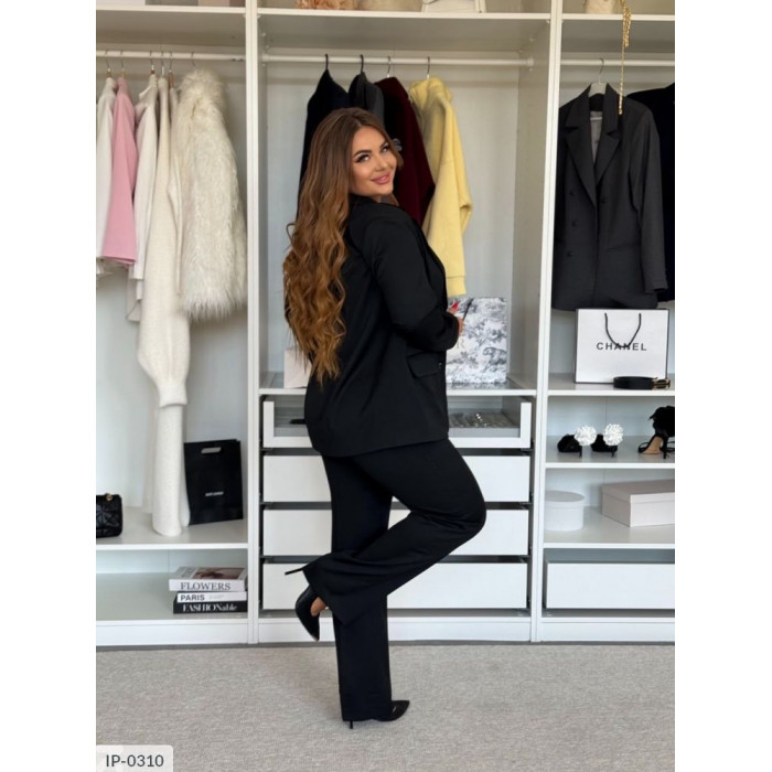 Костюми IP-0310 — практичність і мода