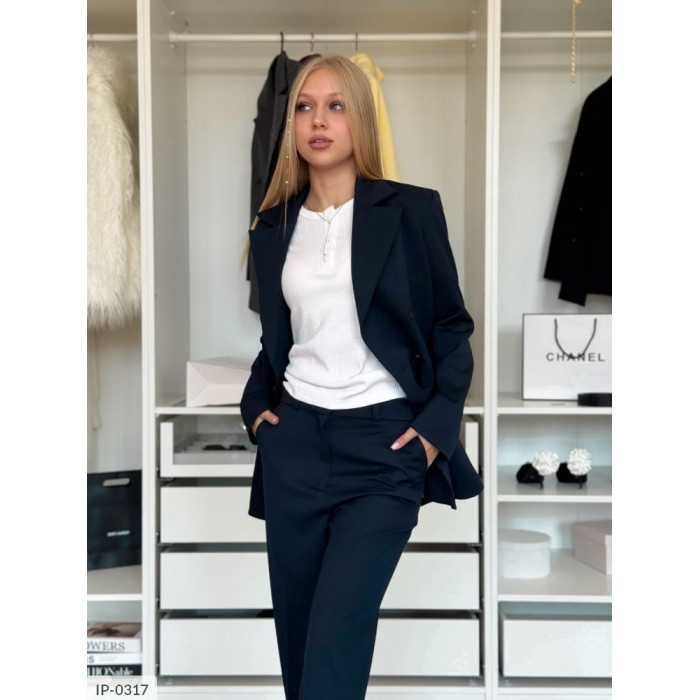 Костюми 2025 IP-0317 — трендові фасони